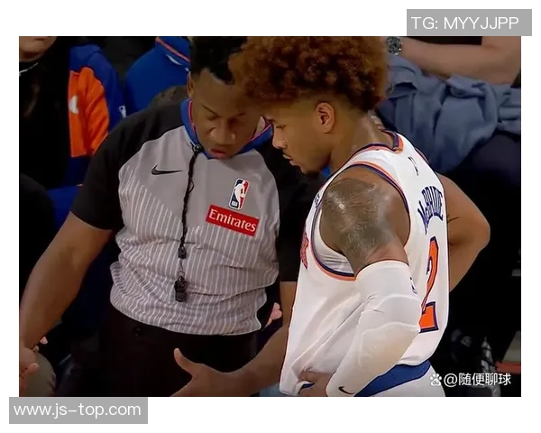 2009赛季常规赛尼克斯与火箭激战回顾精彩瞬间与球员表现分析