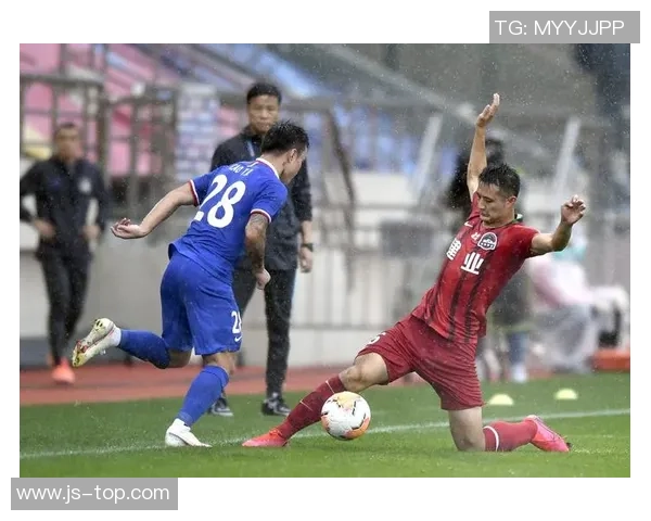 15赛季中超精彩对决河南建业迎战恒大争夺荣耀与胜利